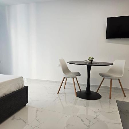 Nikis 20 Suites Athen Eksteriør billede